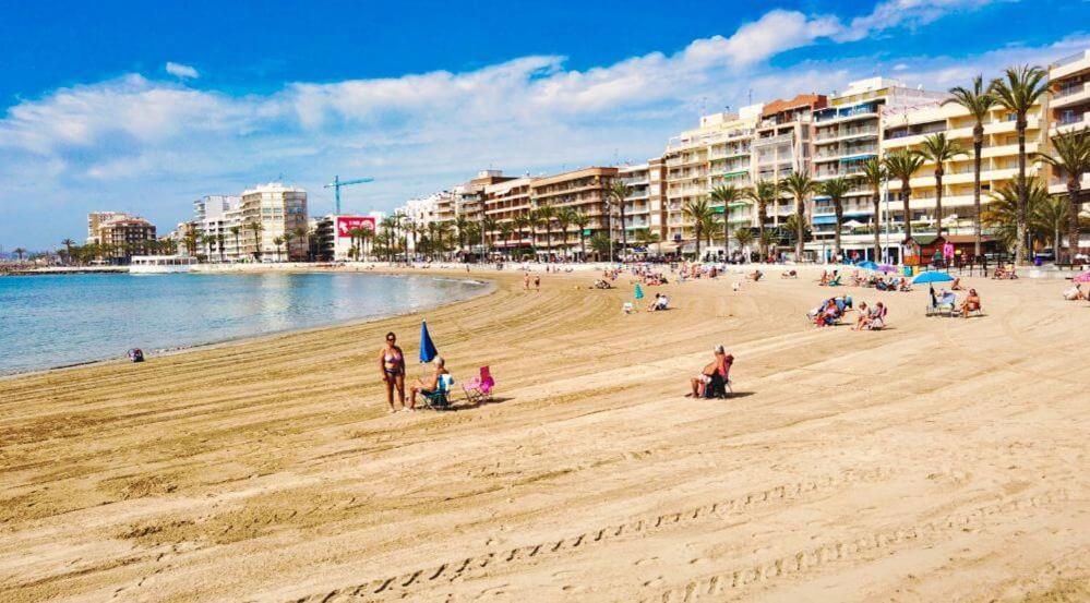 Corazon Del Mar Apartment Torrevieja Exterior photo